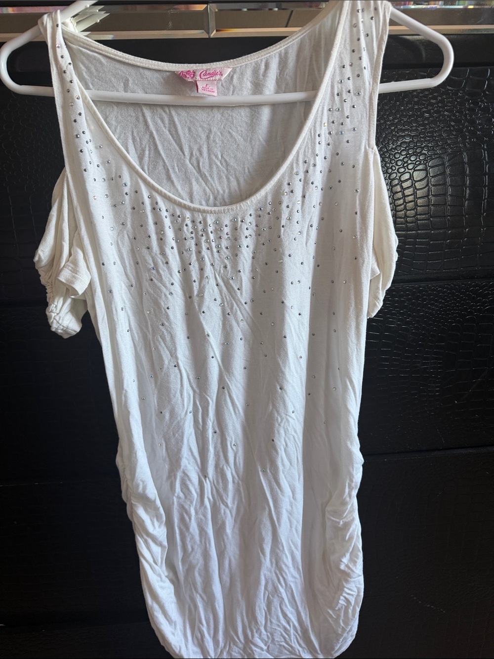 Candie's White Cold-Shoulder Scoop Neck Top with Stud Details